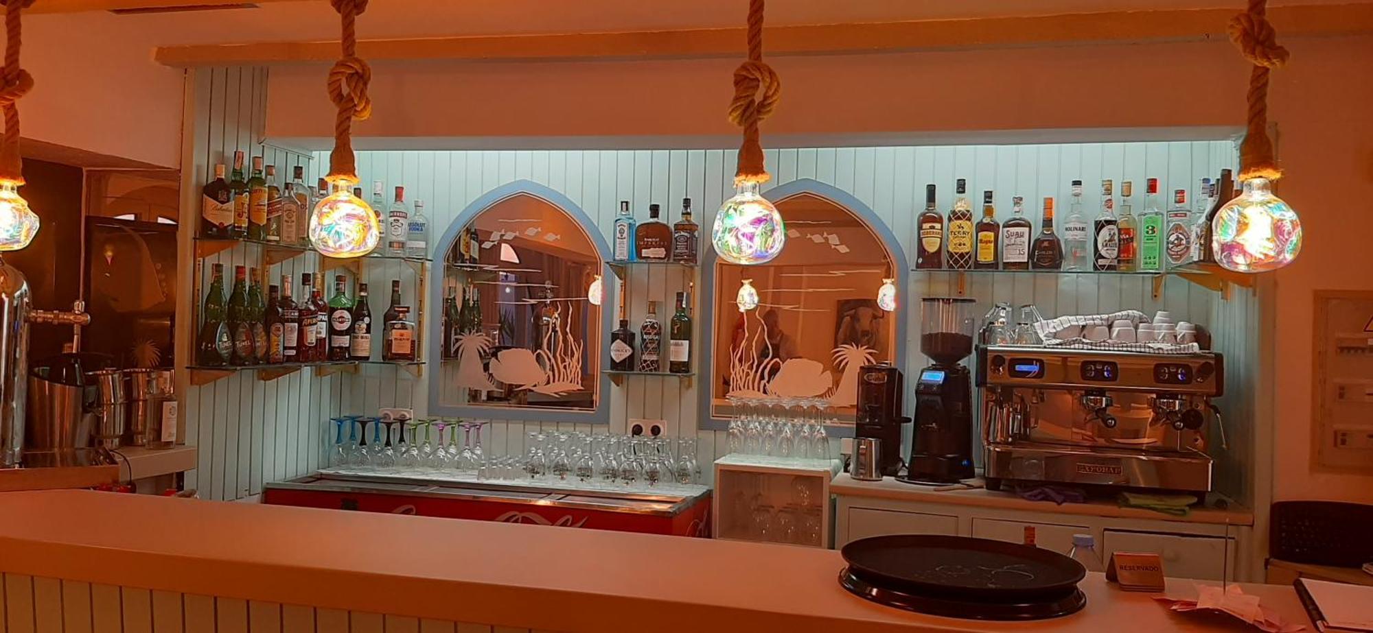 Hostal Bahia Azul Portocolom  Buitenkant foto